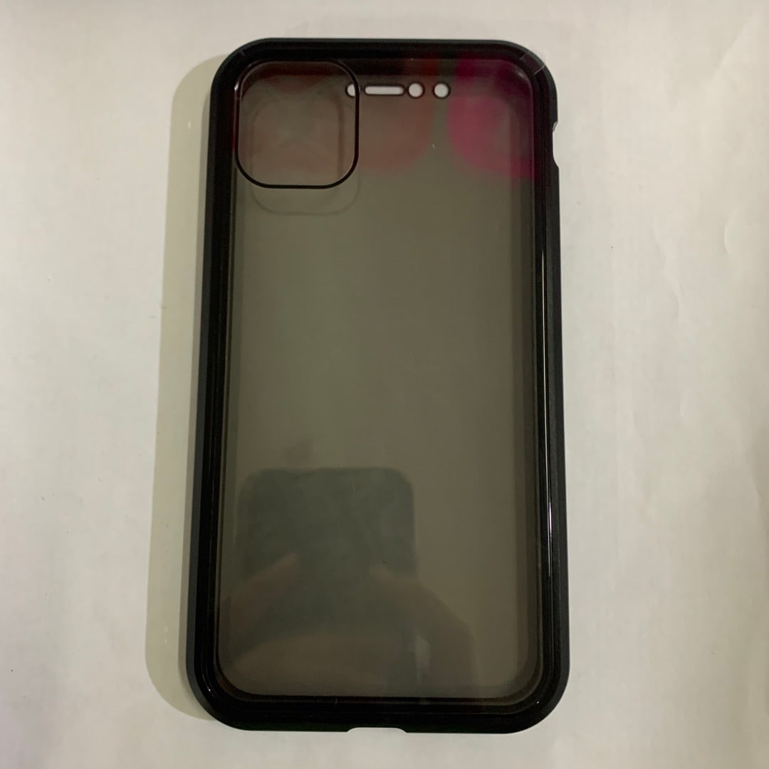 Coque magnétique pour iPhone avec verre de confidentialité