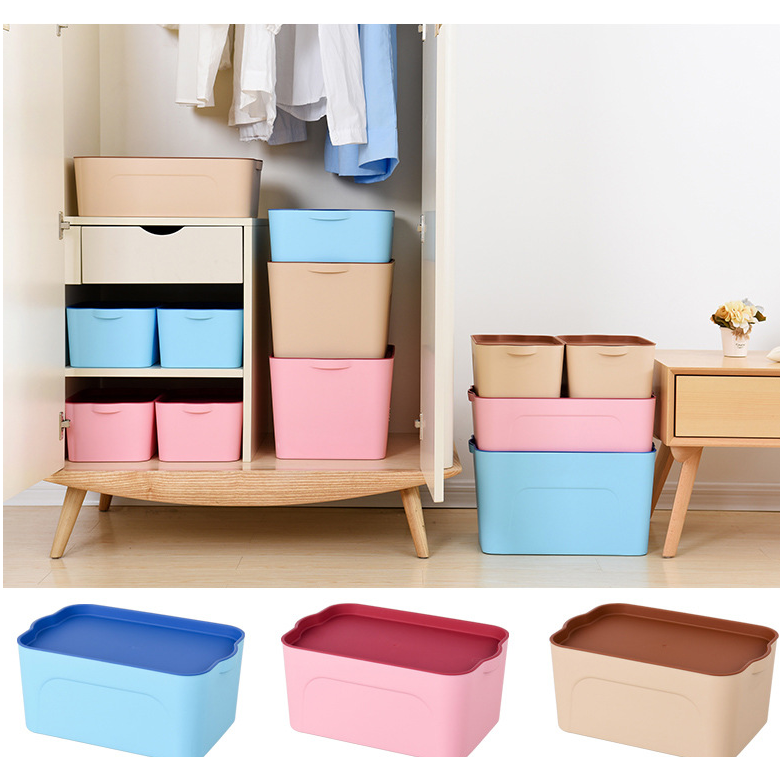 Boîte de rangement empilable avec couvercle et poignées