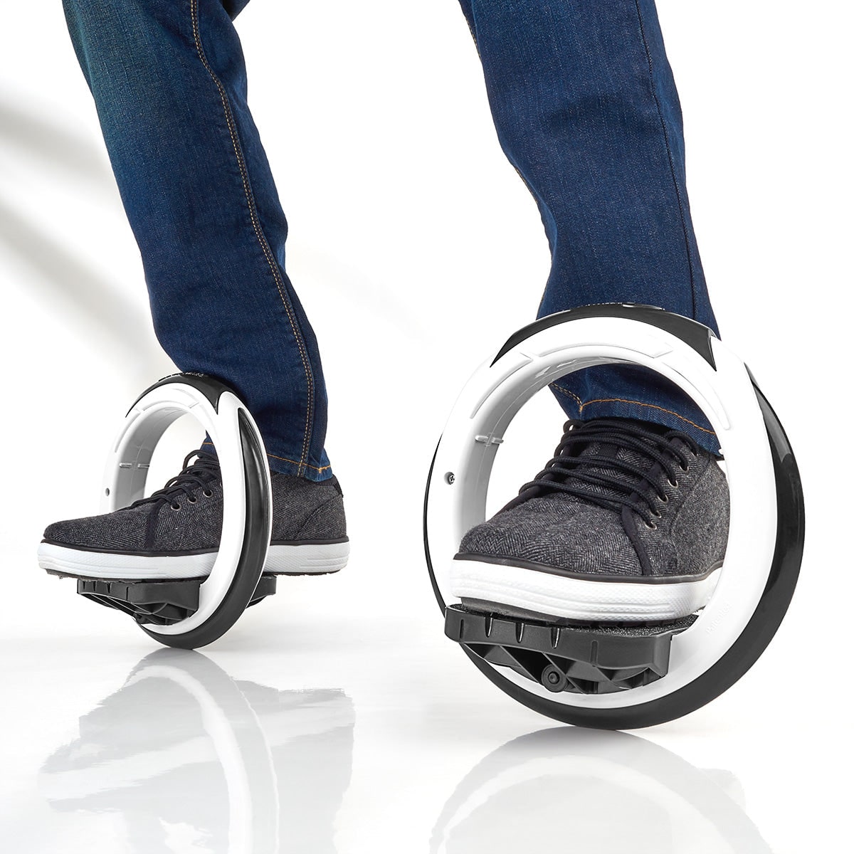 Patins circulaires sans planche avec plateformes antidérapantes