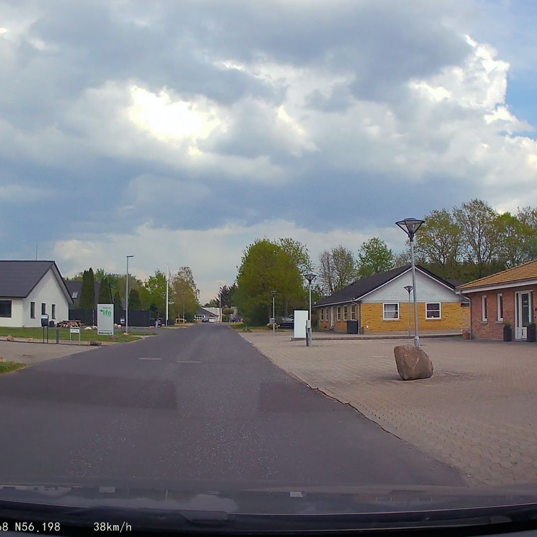 Caméra de voiture 4K avec écran IPS et GPS