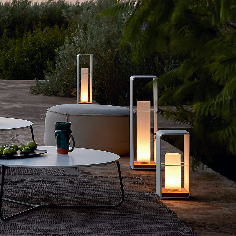 Borne lumineuse extérieure à LED, format carré