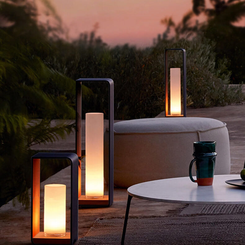 Borne lumineuse extérieure à LED, format carré