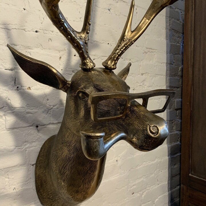 Décoration murale tête de cerf à bois texturés