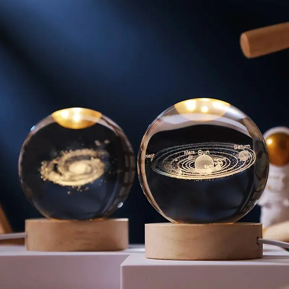Lampe boule décorative à motif cosmique et LED chaude
