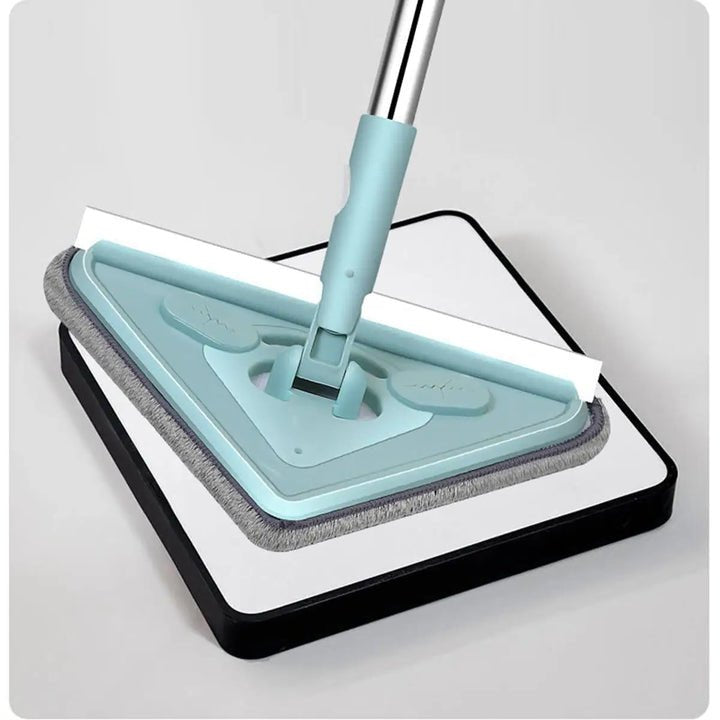 Balai triangulaire pivotant pour angles et recoins
