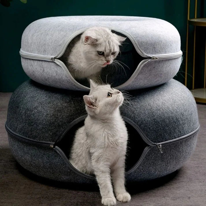 Panier pour Chat 3-en-1 – Maison pour Chat, Tunnel de Jeu et Griffoir Intégré