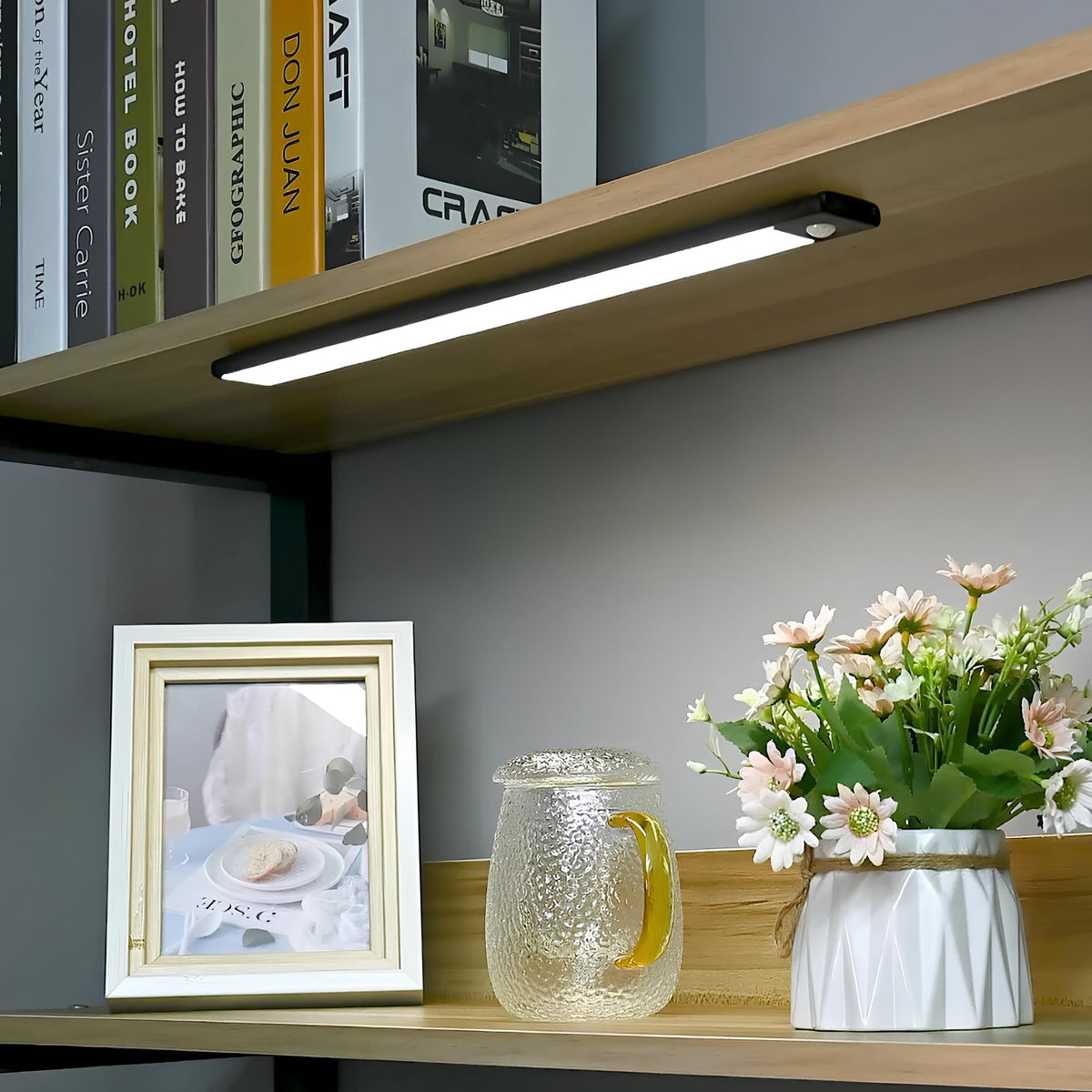 Réglette LED sans fil à détecteur de mouvement et fixation magnétique