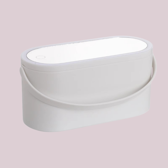 Boîte de maquillage avec miroir éclairé