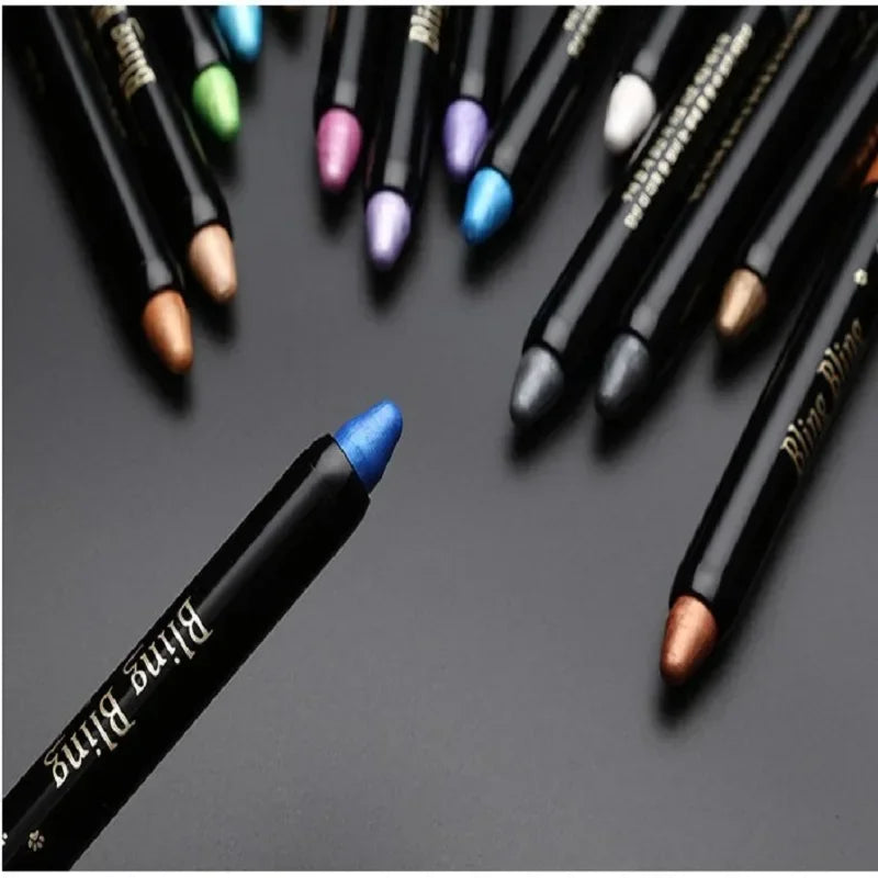 Crayon d’ombre à paupières irisée, 15 teintes