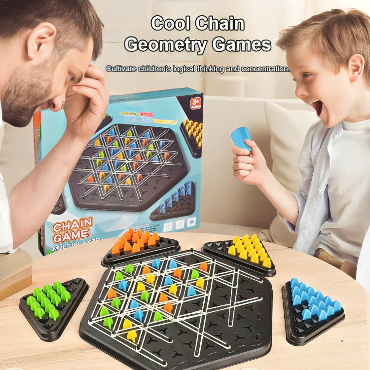 Jeu de stratégie à plateau triangulaire
