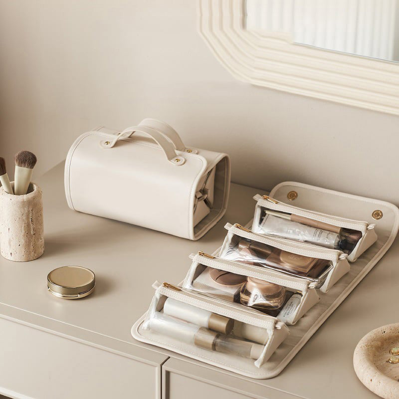 Trousse de toilette à compartiments amovibles en polyuréthane