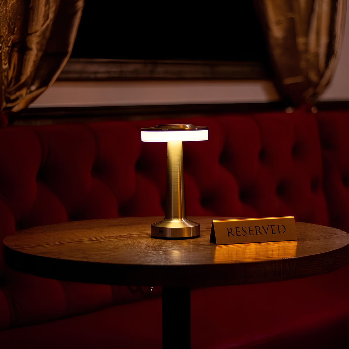 Lampe de table rechargeable rétro avec variateur