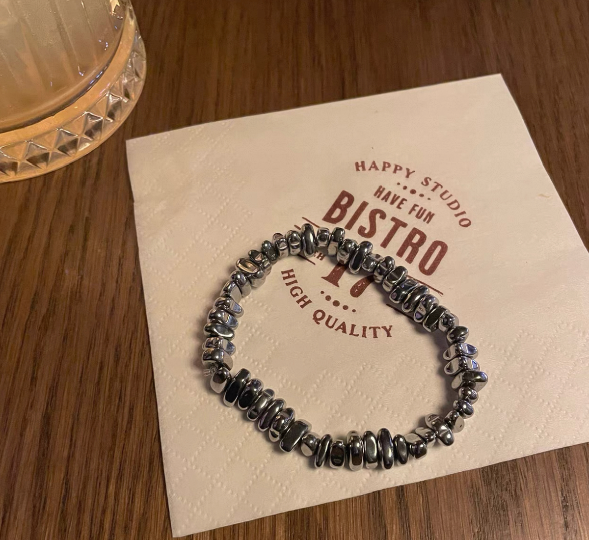 Bracelet de perles noires et grises – Bijou à superposer – Lot de 2