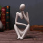 Sculpture abstraite de penseur assis en résine, 3 modèles