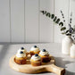 Plateau de service rond en bois de châtaignier – image 12