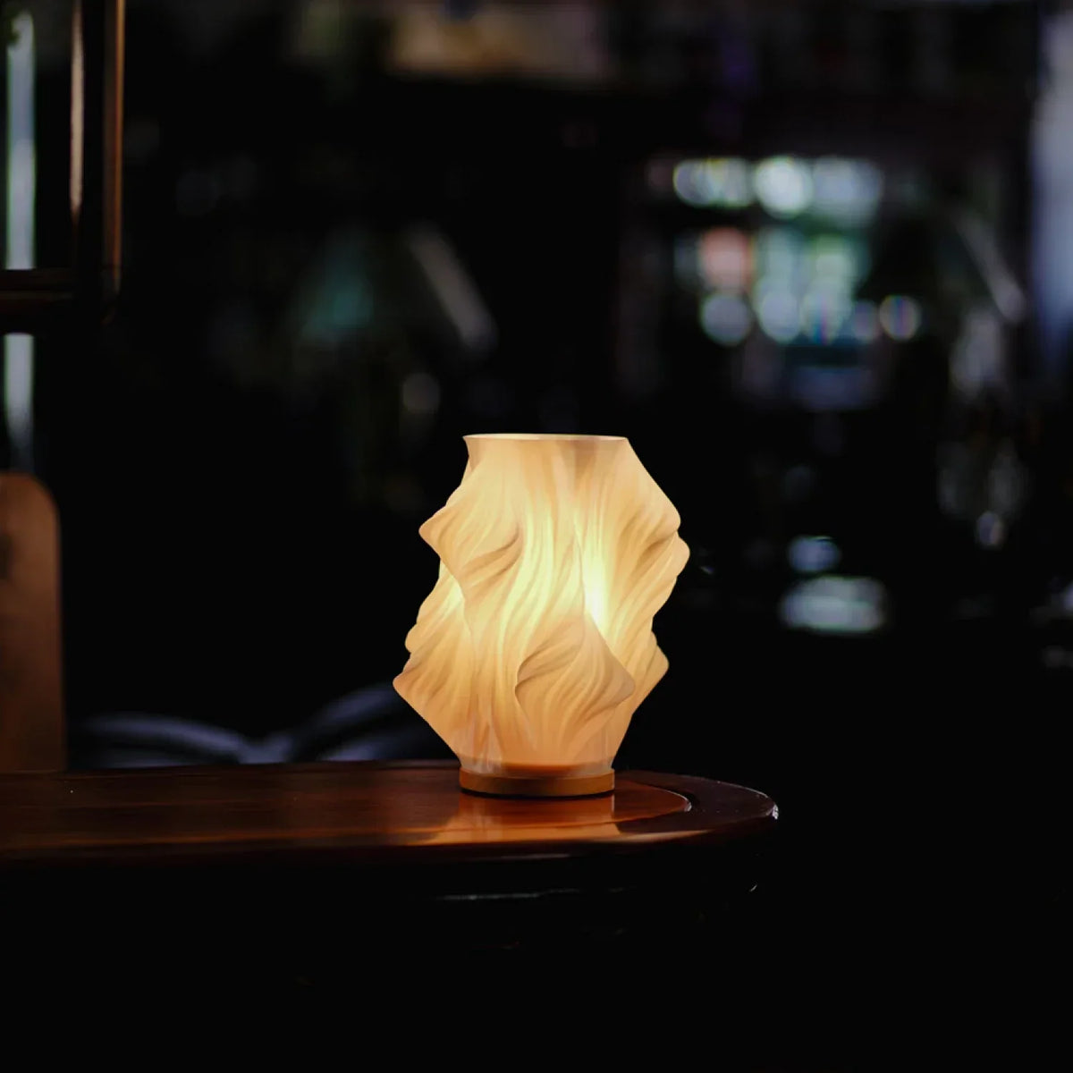 Lampe décorative USB à formes ondulées et intensité réglable