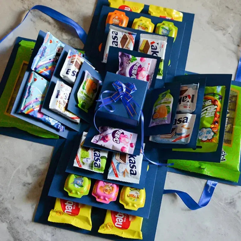 Boîte cadeau dépliante avec 8 papillons