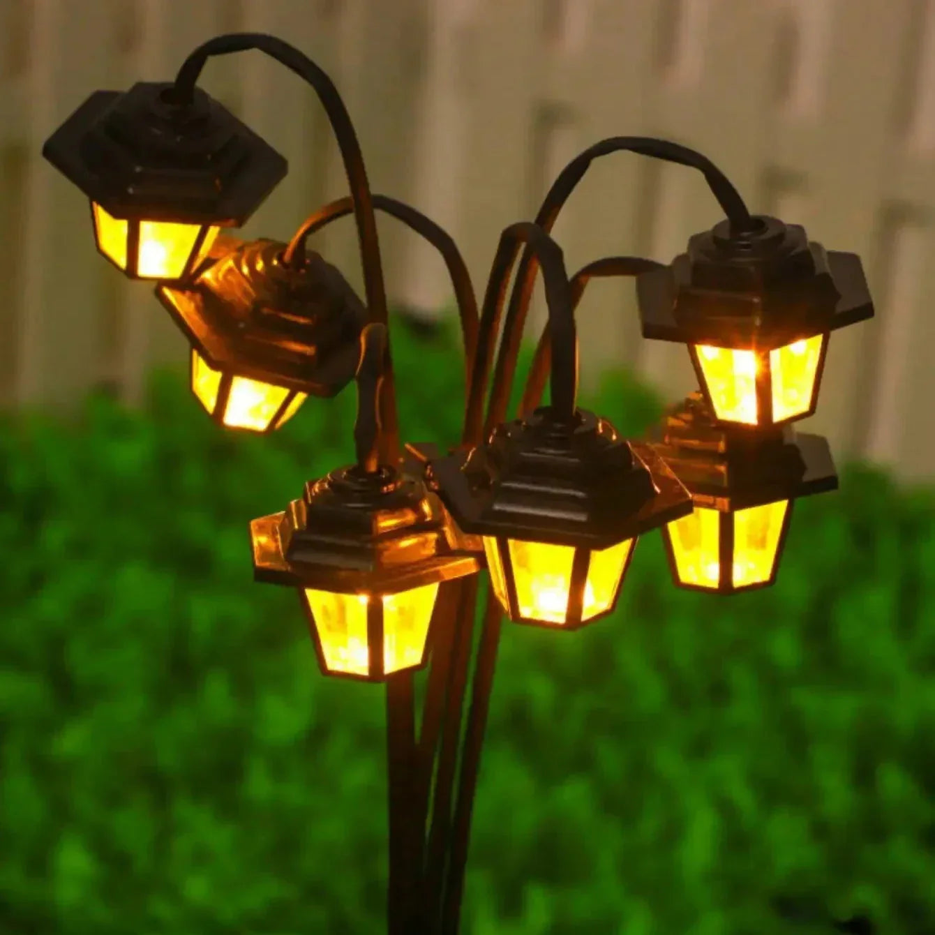 Lanterne de jardin solaire style rétro