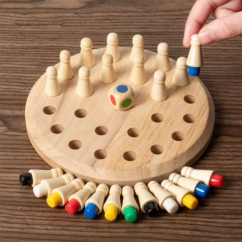 Jeu de mémoire en bois avec dé