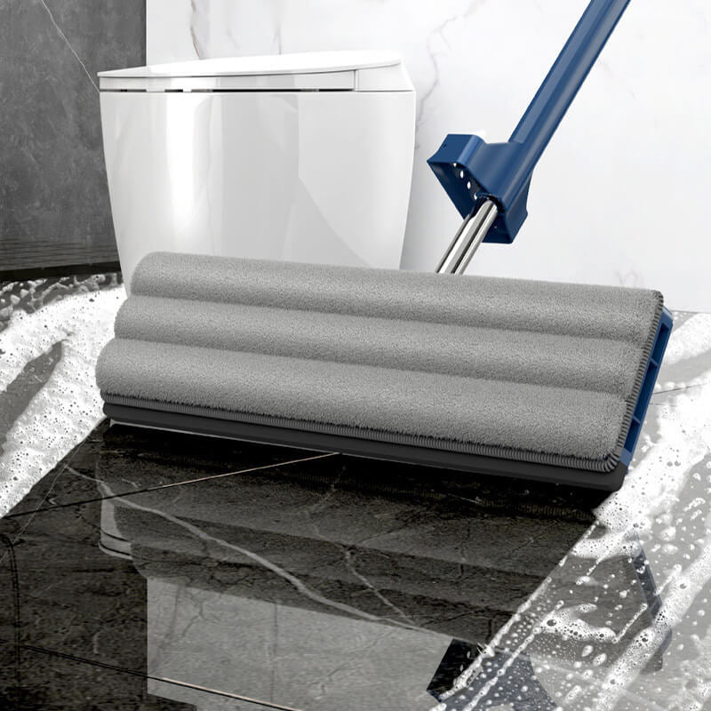 Balai à essorage intégré avec lingettes microfibres