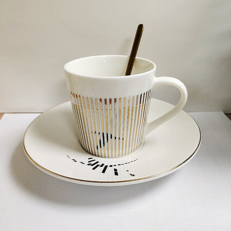 Tasse en porcelaine 180 ml avec soucoupe et cuillère