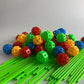 Kit de construction de cabanes avec tiges et boules
