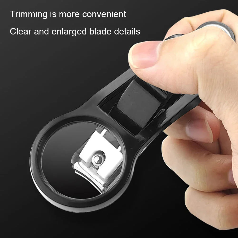Coupe-ongles avec loupe