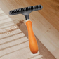 Brosse Rateau Poils Animaux - Nettoyeur Tapis Bois - image 1