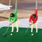 Ensemble de mini-golf intérieur avec petit golfeur au manche