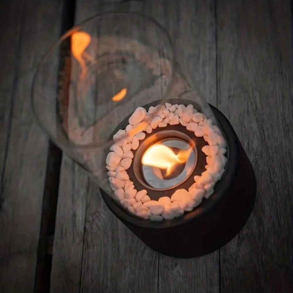 Lampe à combustible avec cylindre en verre et éteignoir