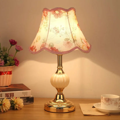 Lampe de table rétro à abat-jour floral, hauteur 42 cm