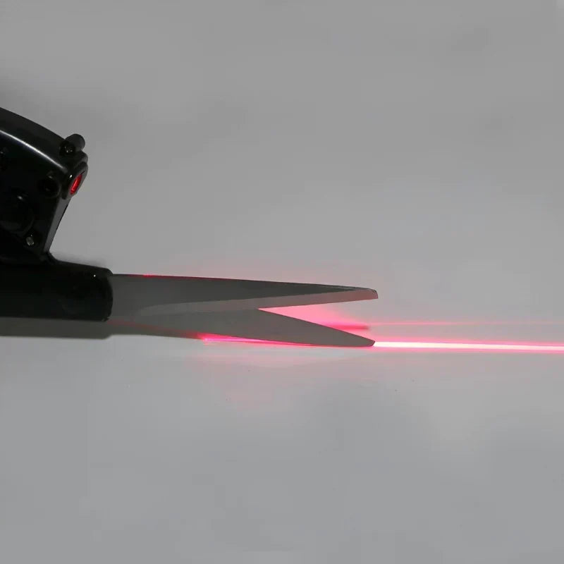 Ciseaux en acier inoxydable avec guide laser 21,5 cm
