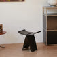 Tabouret à assise courbe en forme de papillon