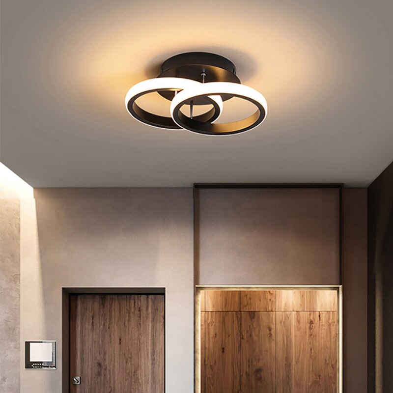 Plafonnier LED à trois anneaux et trois teintes lumineuses