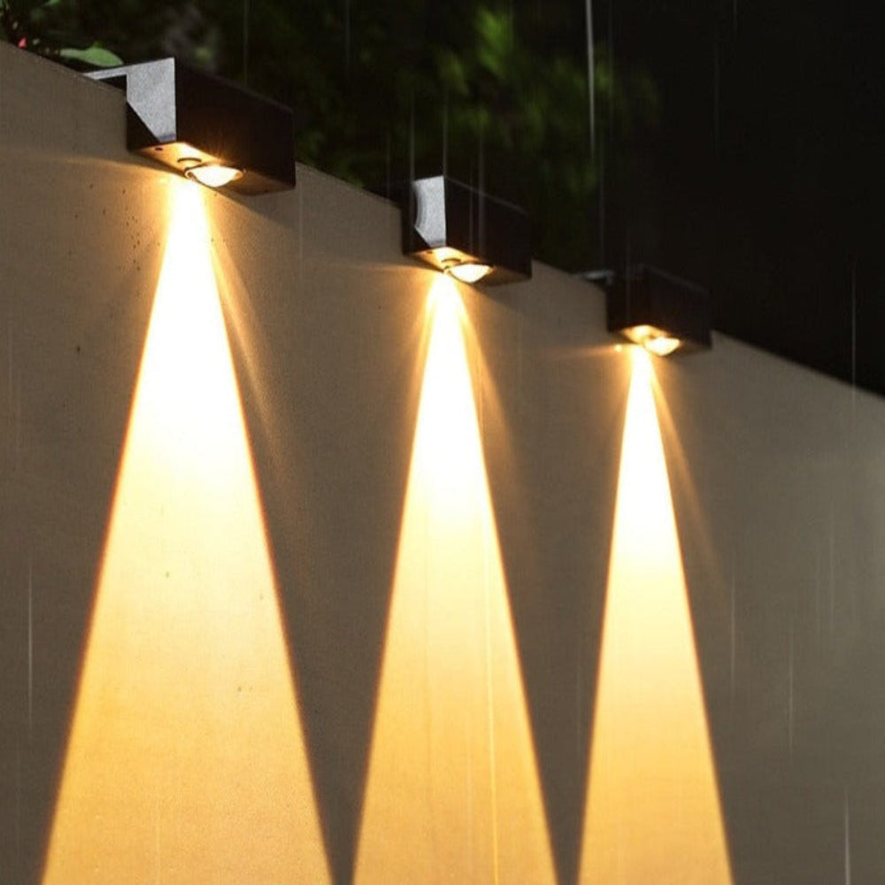 Lampe solaire de jardin à éclairage automatique, 12 × 4 cm