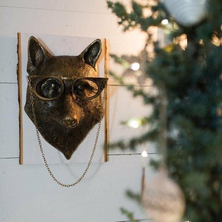 Tête d’animal décorative murale en résine peinte à la main
