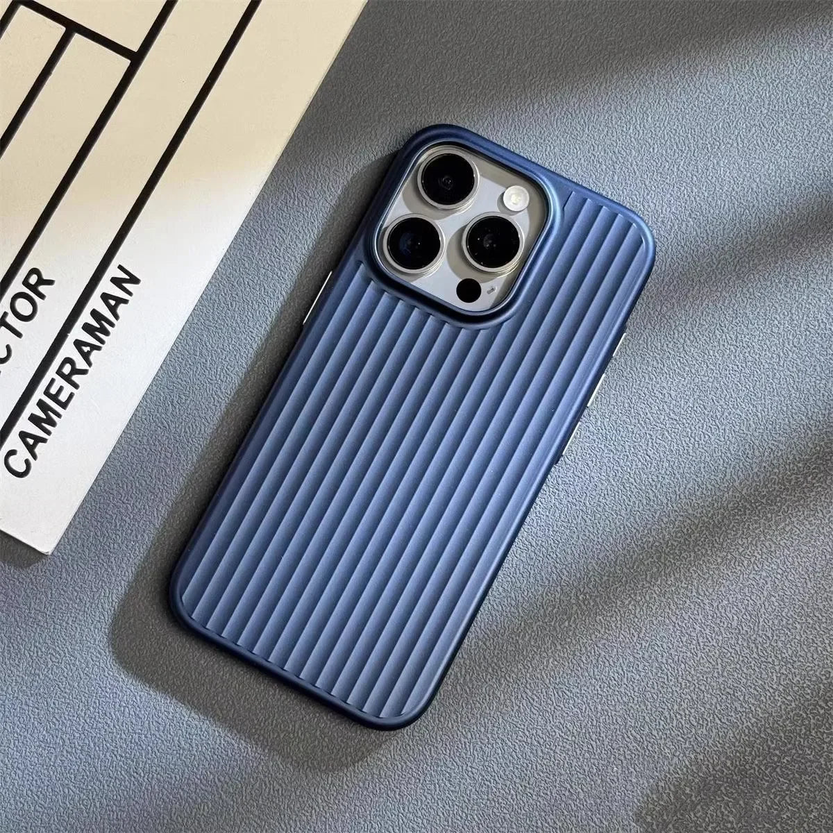 Coque fine de téléphone à texture antidérapante