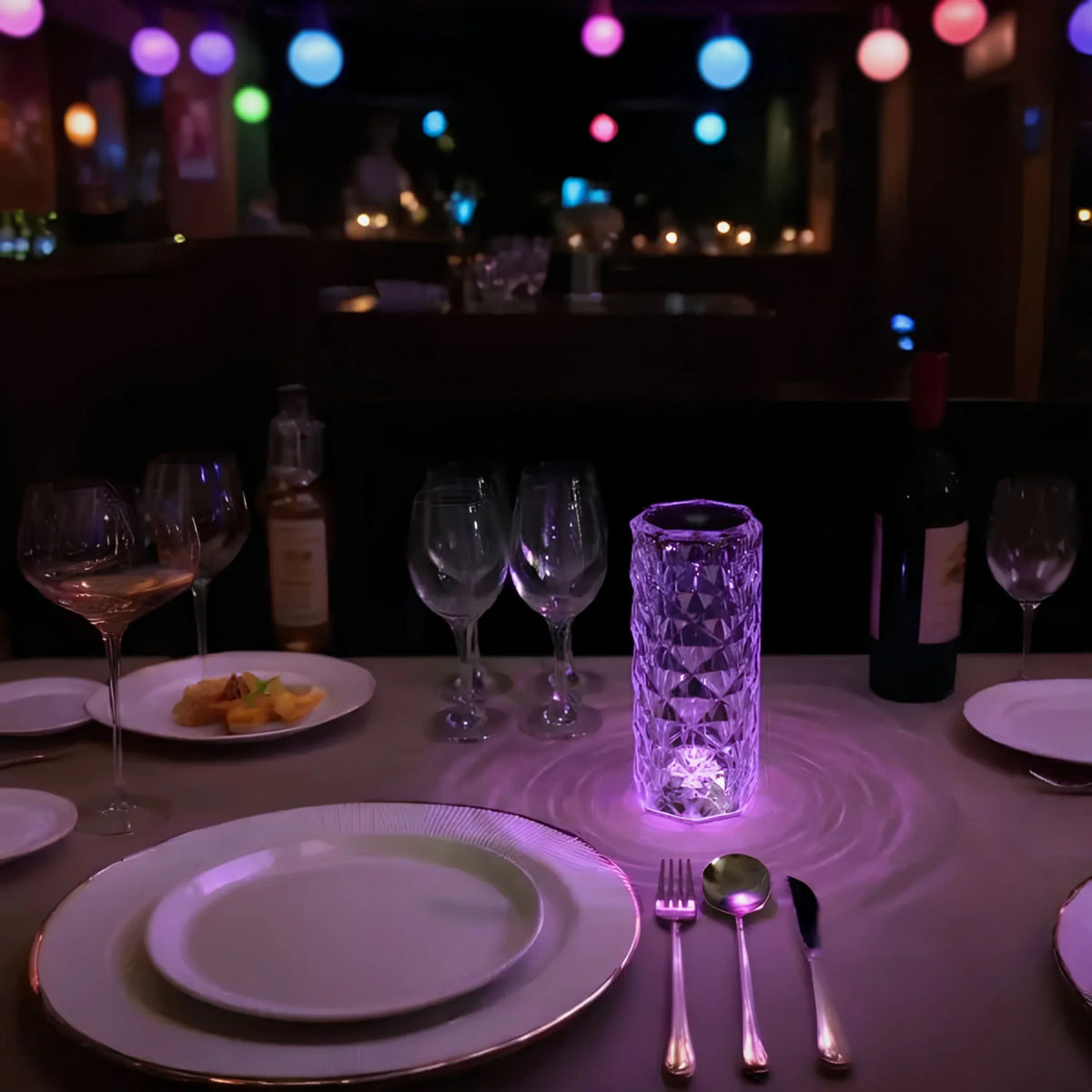 Lampe décorative à facettes LED et télécommande, seize couleurs