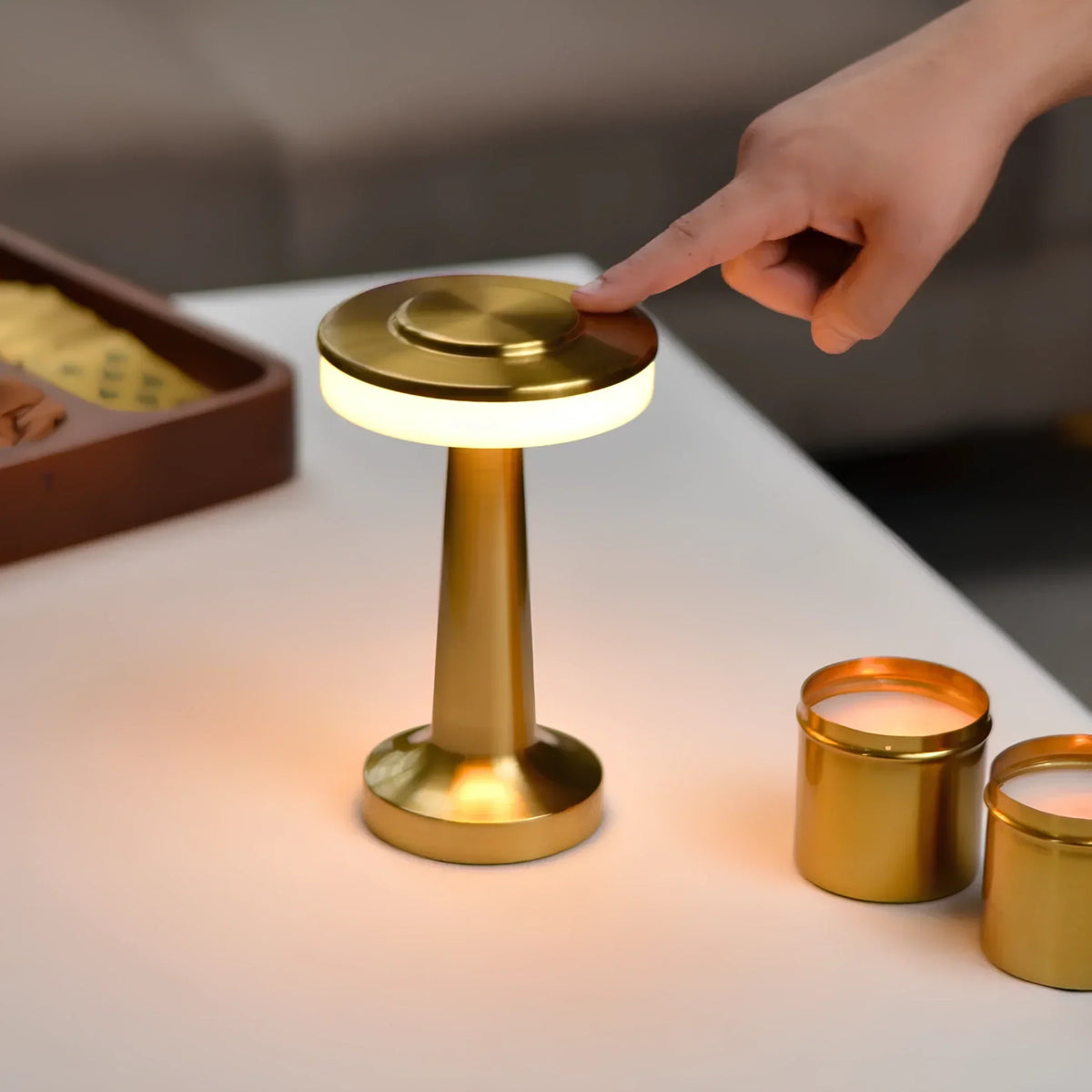 Lampe de table rechargeable rétro avec variateur