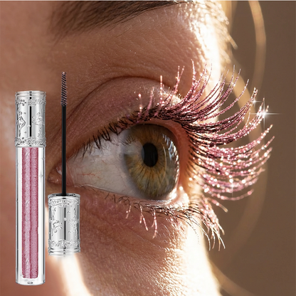 Mascara à finition pailletée avec brosse de précision