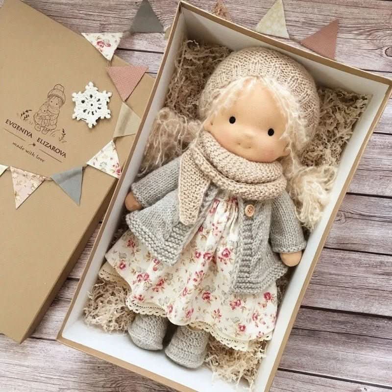 Poupée artisanale en coton style Waldorf – Jouet doux pour jeu imaginatif – image 26