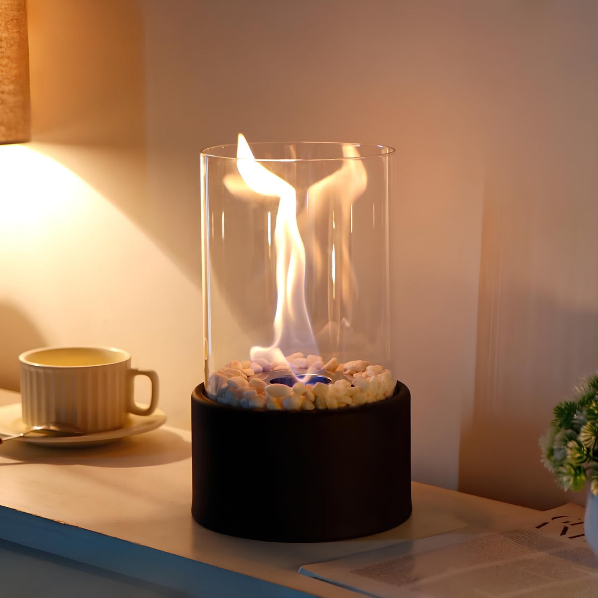 Lampe à combustible avec cylindre en verre et éteignoir