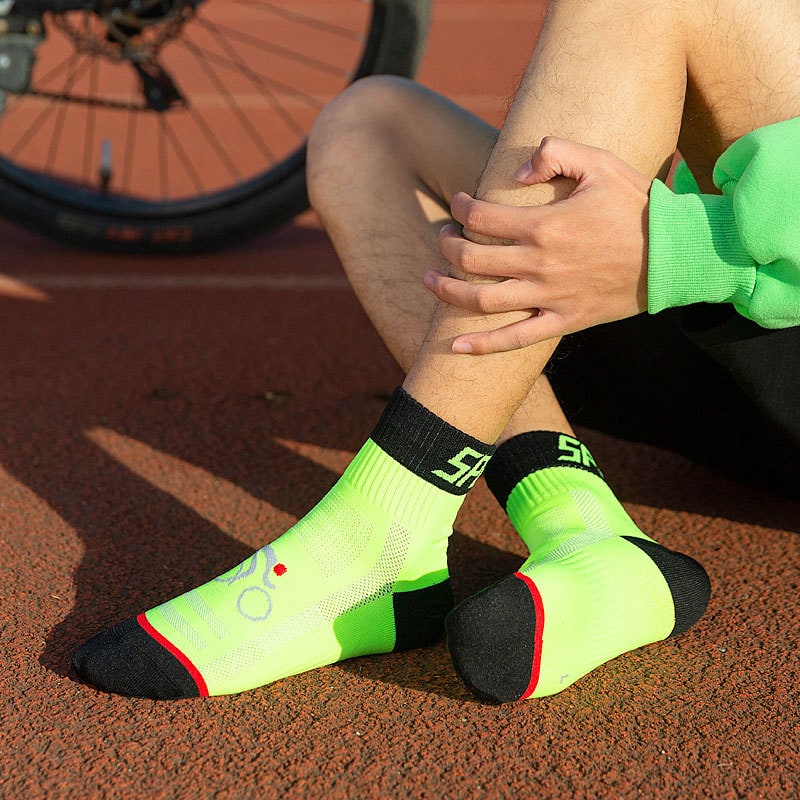 Chaussettes de cyclisme mi-mollet à renforts talon et pointe