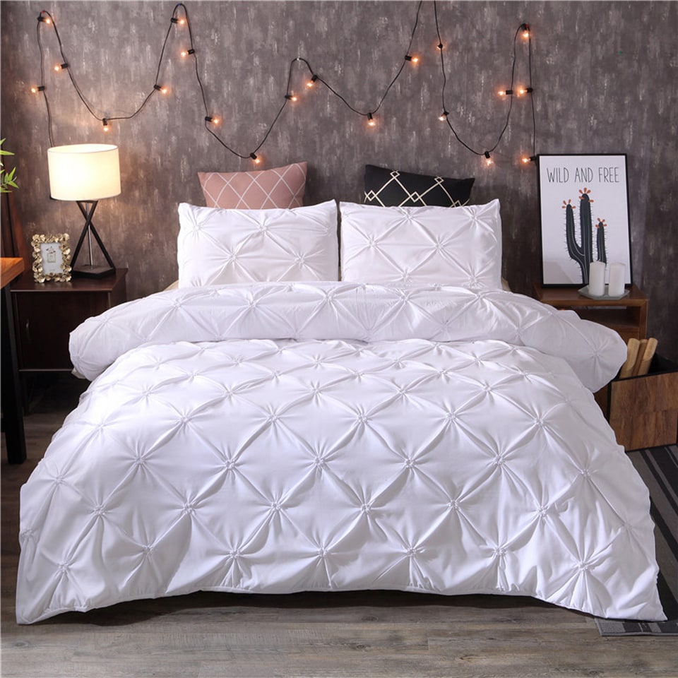 Parure de lit en polyester à plis géométriques