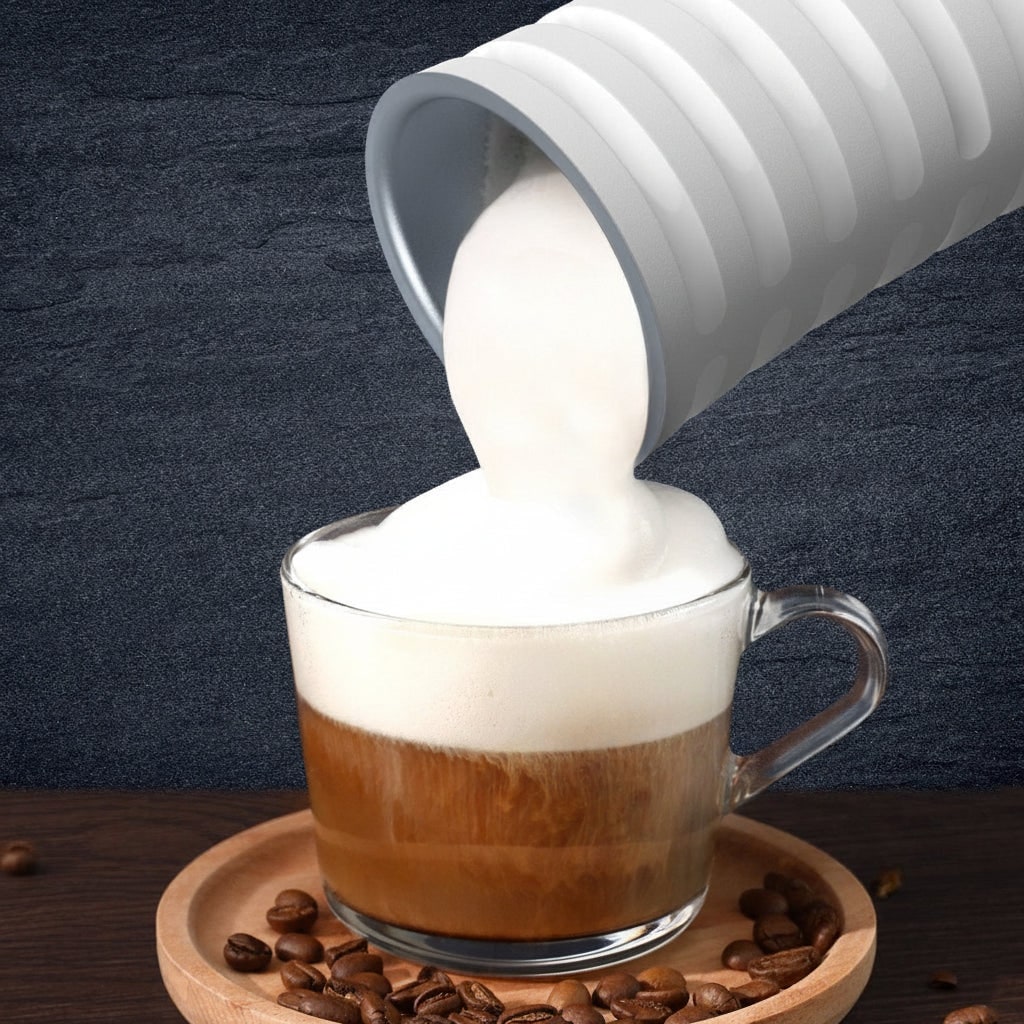 Mousseur et chauffe-lait électrique à commande unique
