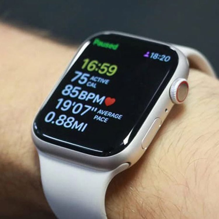 Montre connectée Bluetooth à écran tactile et bracelet silicone
