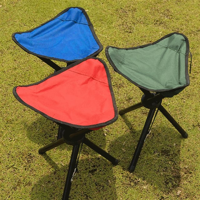 Tabouret de camping pliable à siège triangulaire