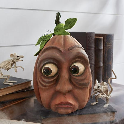 Figurines de citrouilles expressives en résine