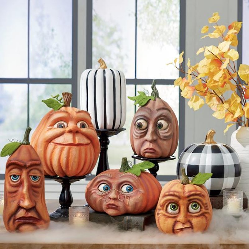 Figurines de citrouilles expressives en résine