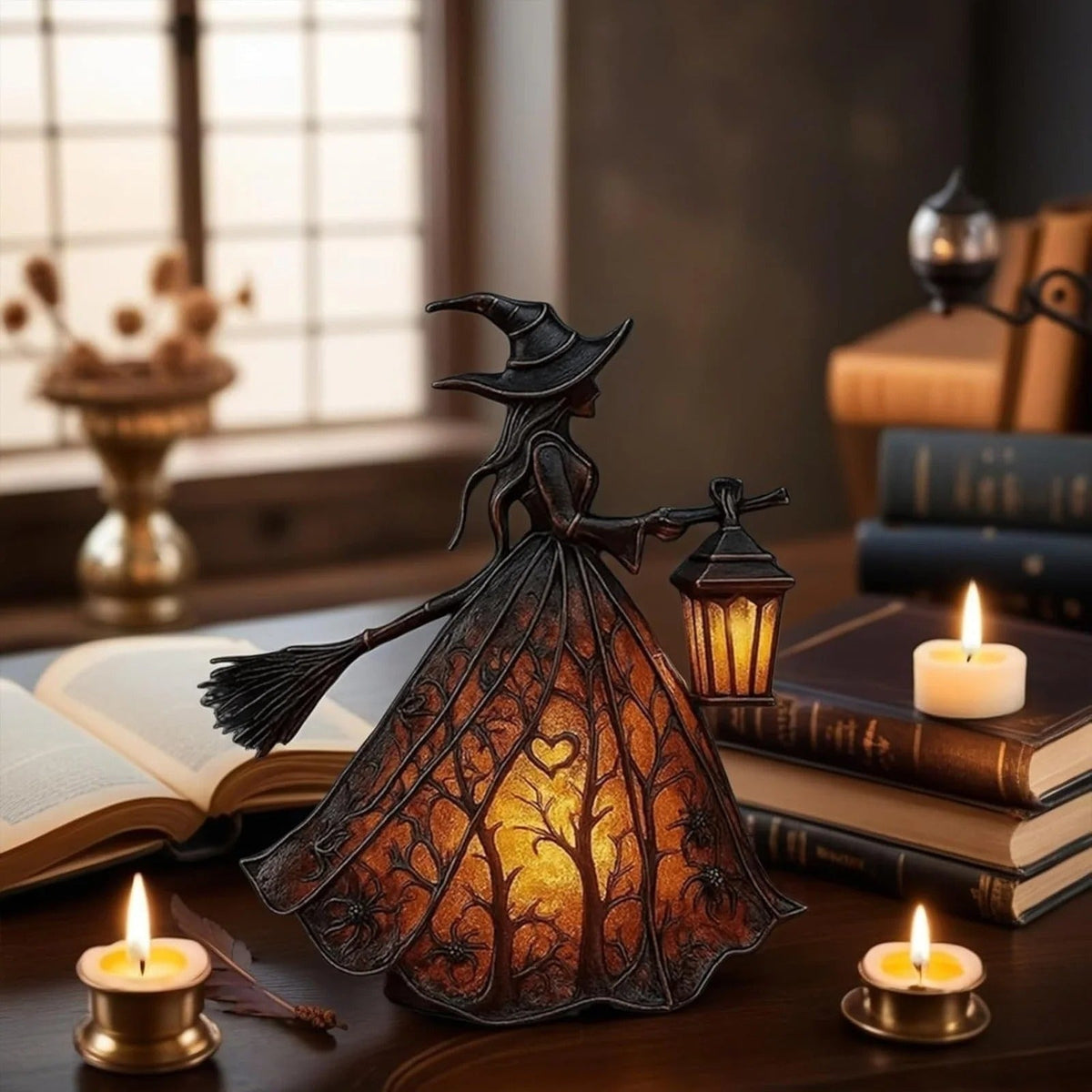 Figurine de sorcière avec lanterne LED à piles